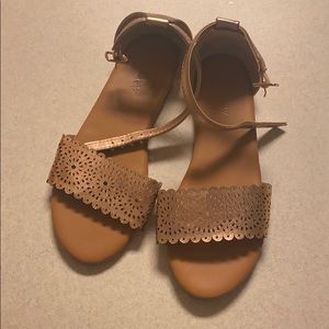 Girl sandals